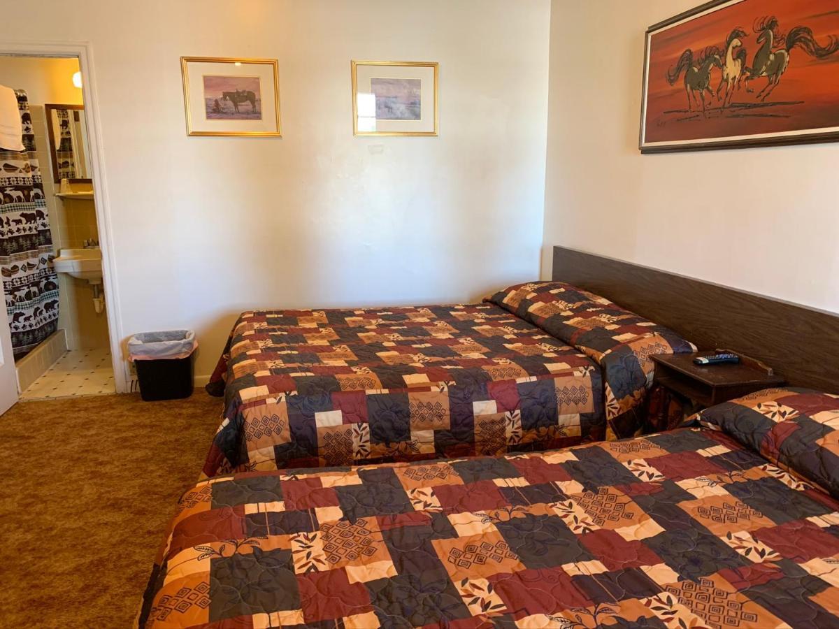 Wagons West Motel Augusta Exterior photo
